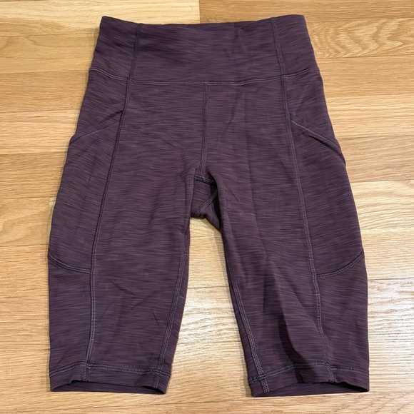 Lululemon Invigorate High-Rise Short 10” Heathered Black Currant Size 2 - Picture 6 of 10
